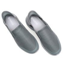 Vanto Slip-Ins Sneakers