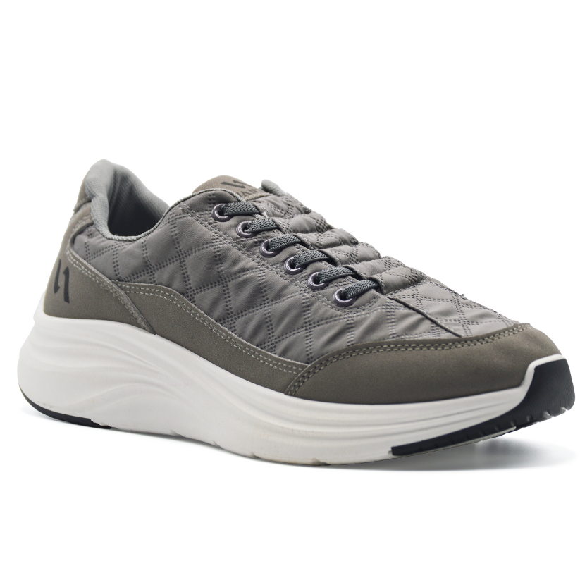 Men’s CloudStep Quilted Comfort Sneakers Secondary image